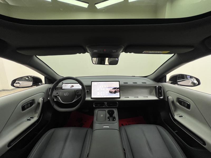 Leapmotor Lafa5, 2026 — фото 11 из 12