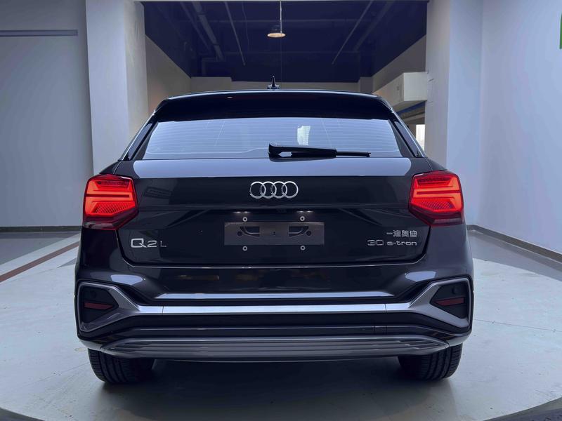 Audi Q2L e-tron, 2022 — фото 6 из 12