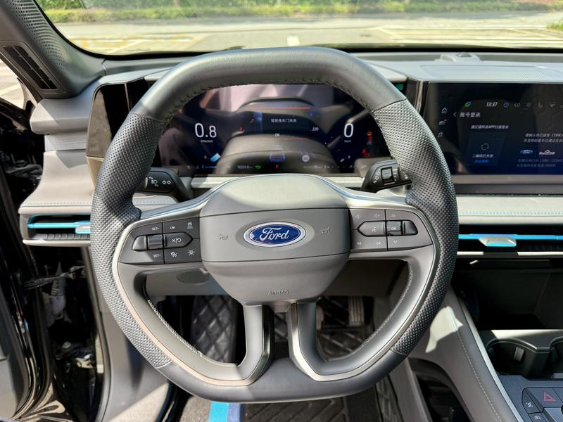 Ford Edge, 2023 — фото 8 из 12