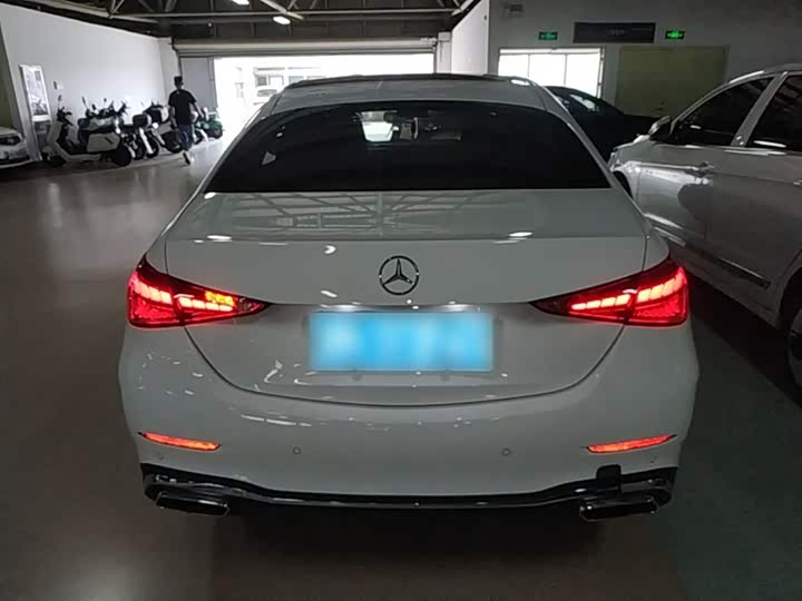 Mercedes-Benz C-Class, 2024 — фото 6 из 9