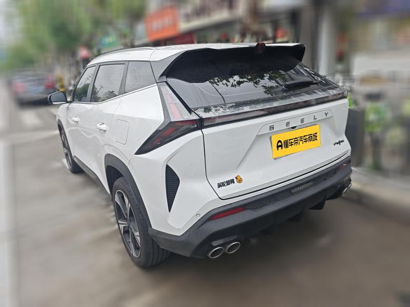 Geely Atlas, 2023 — фото 4 из 12