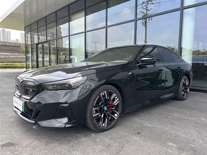 BMW i5, 2026 — купить в Саранске под ключ