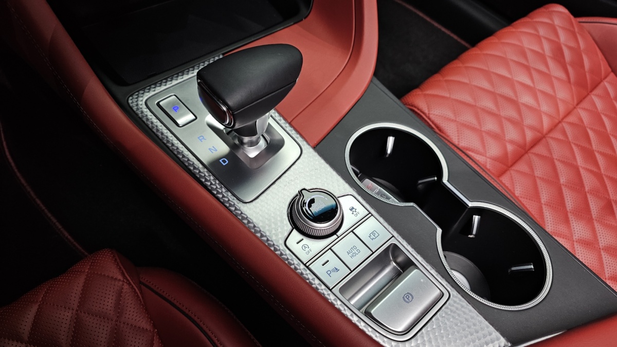 Genesis G70, 2022 — фото 9 из 12