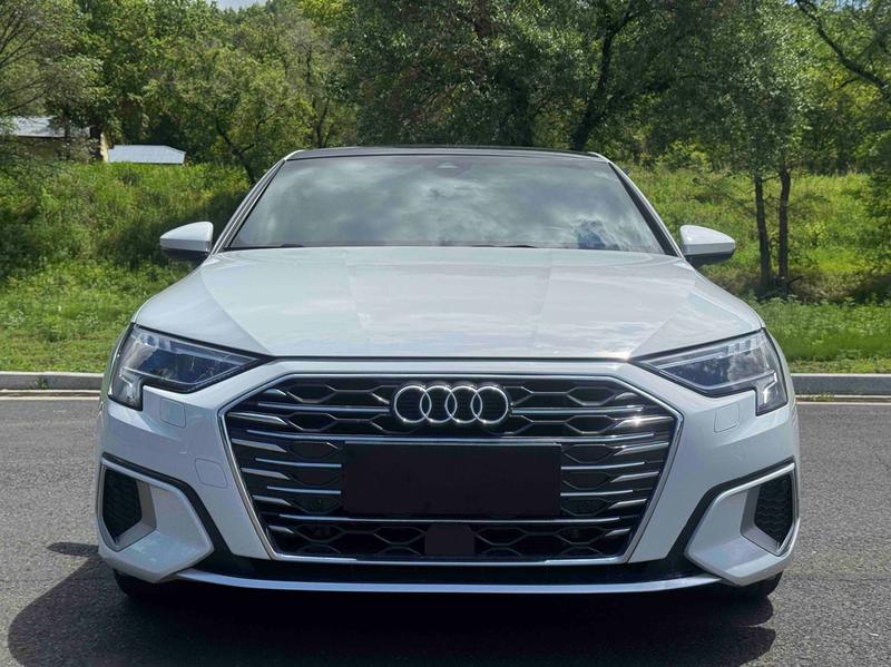 Audi A3, 2023 — фото 2 из 12