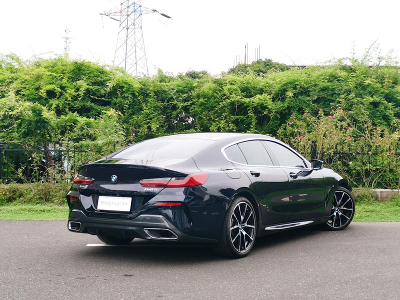 BMW 8 Series, 2022 — фото 5 из 12
