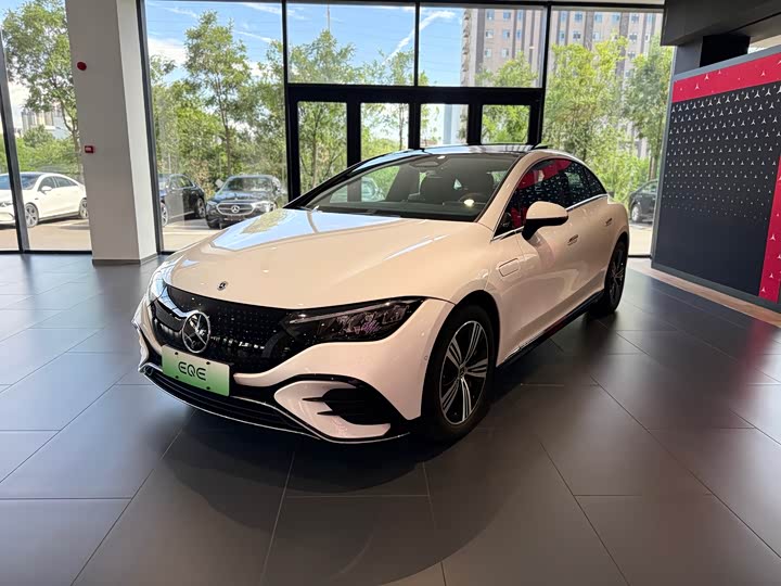 Mercedes-Benz EQE, 2025 — купить в Твери под ключ