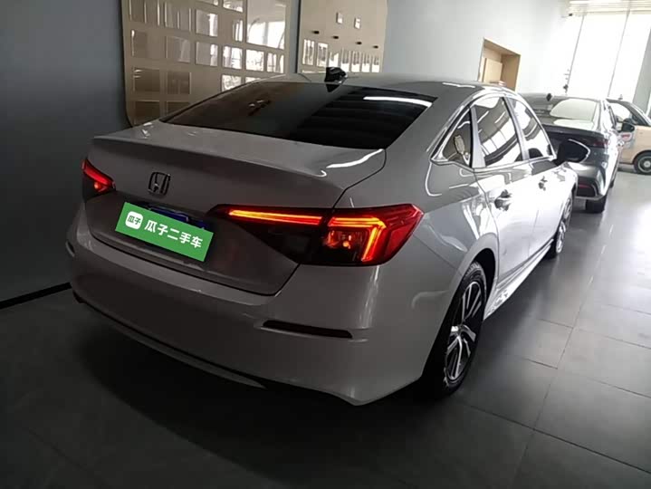 Honda Civic, 2024 — фото 7 из 9