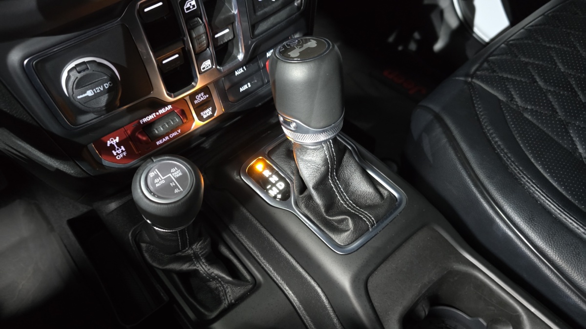 Jeep Wrangler, 2025 — фото 8 из 12
