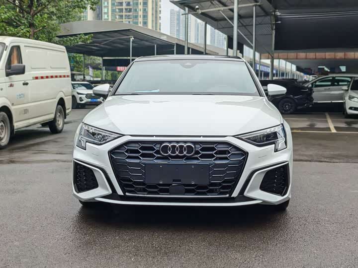 Audi A3, 2023 — фото 2 из 9