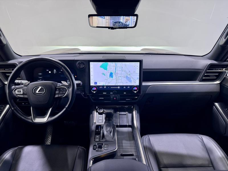 Lexus GX, 2024 — фото 11 из 12