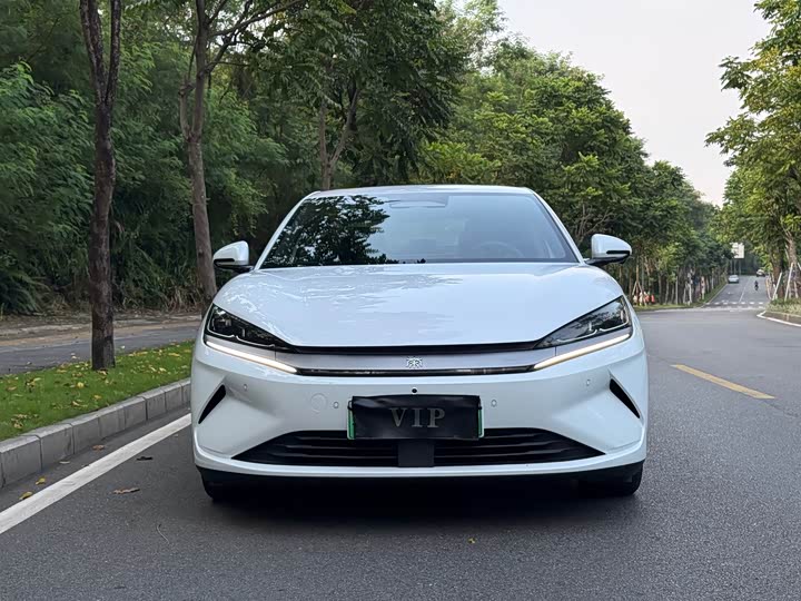 BYD Qin L, 2025 — фото 4 из 9