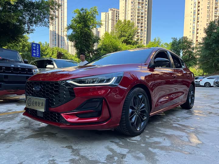 Ford Focus, 2022 — купить в Санкт-Петербурге под ключ
