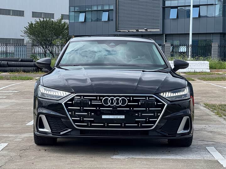 Audi A7L, 2024 — фото 2 из 9
