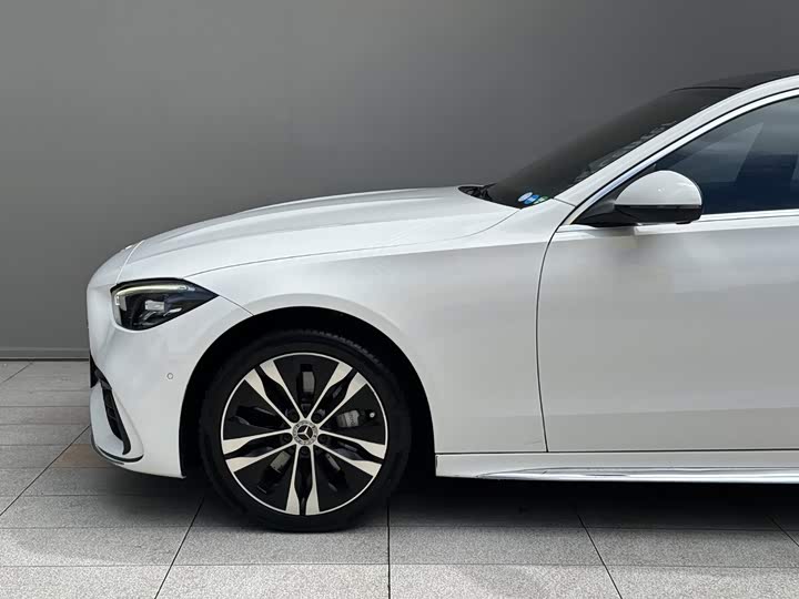 Mercedes-Benz C-Class Hybrid, 2023 — фото 5 из 9