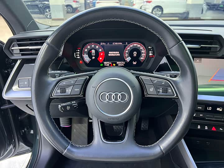 Audi A3, 2023 — фото 7 из 9