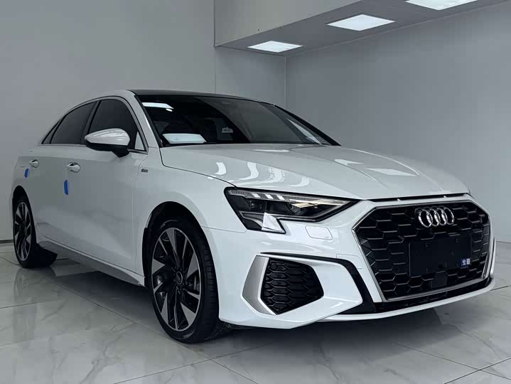 Audi A3, 2022 — фото 3 из 9