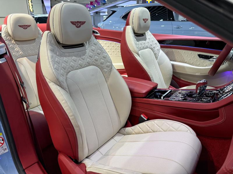 Bentley Continental GT, 2023 — фото 11 из 12
