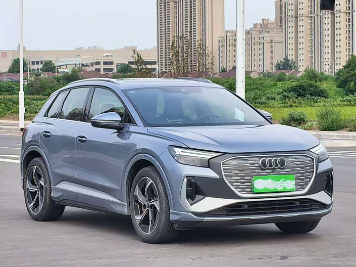 Audi Q4 e-tron, 2025 — фото 3 из 9