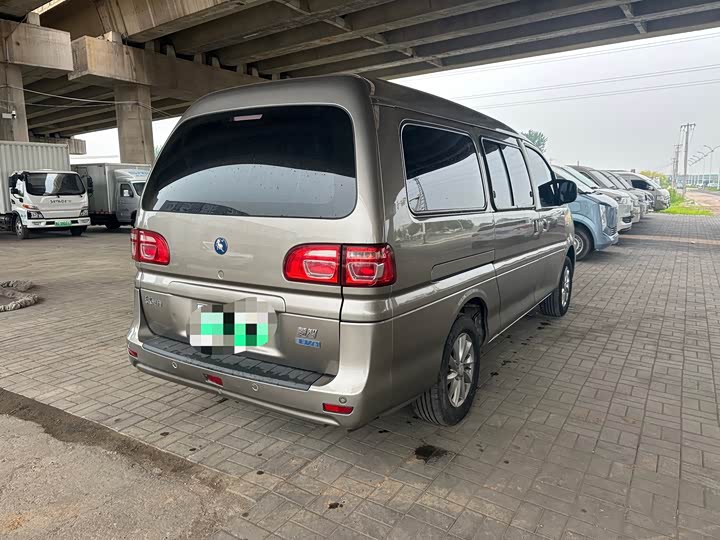 Dongfeng Forthing Lingzhi M5 EV, 2025 — фото 5 из 9