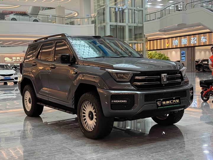 Tank 400 Hybrid, 2025 — фото 3 из 5