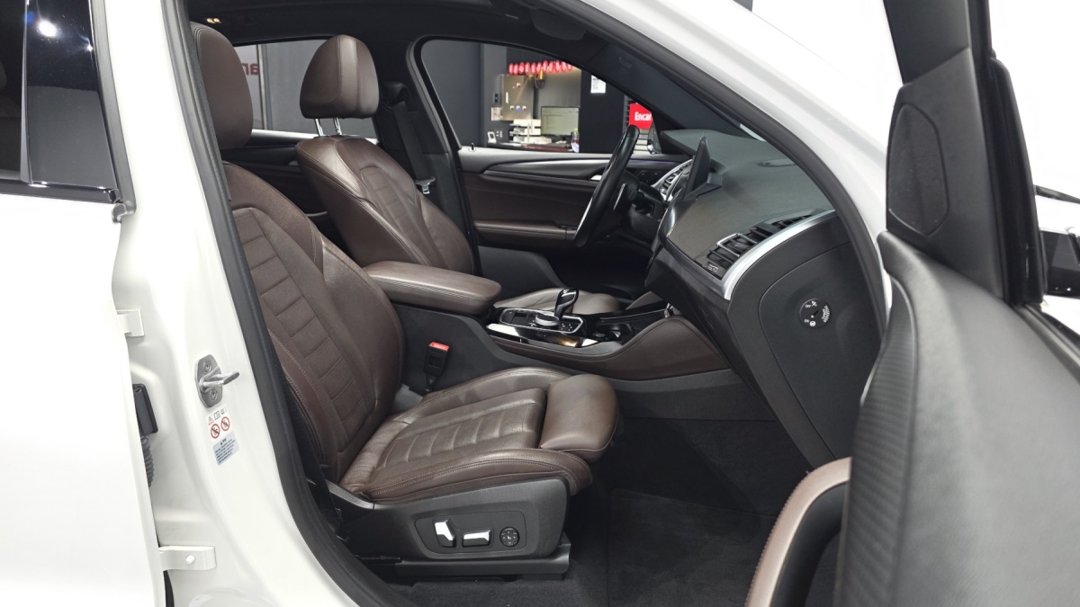 BMW X4, 2022 — фото 10 из 12