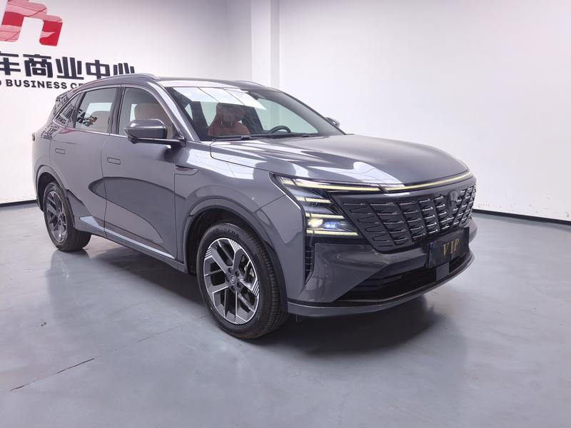 Changan CS75 Plus, 2024 — фото 3 из 12
