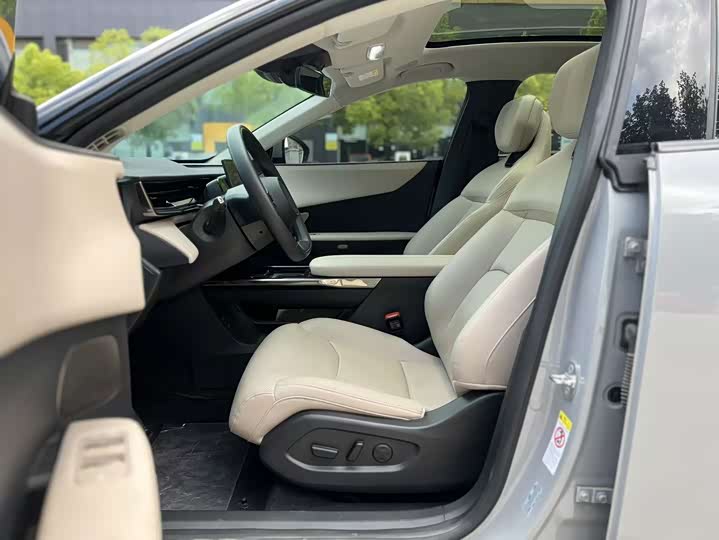 Mazda EZ-60, 2025 — фото 4 из 9