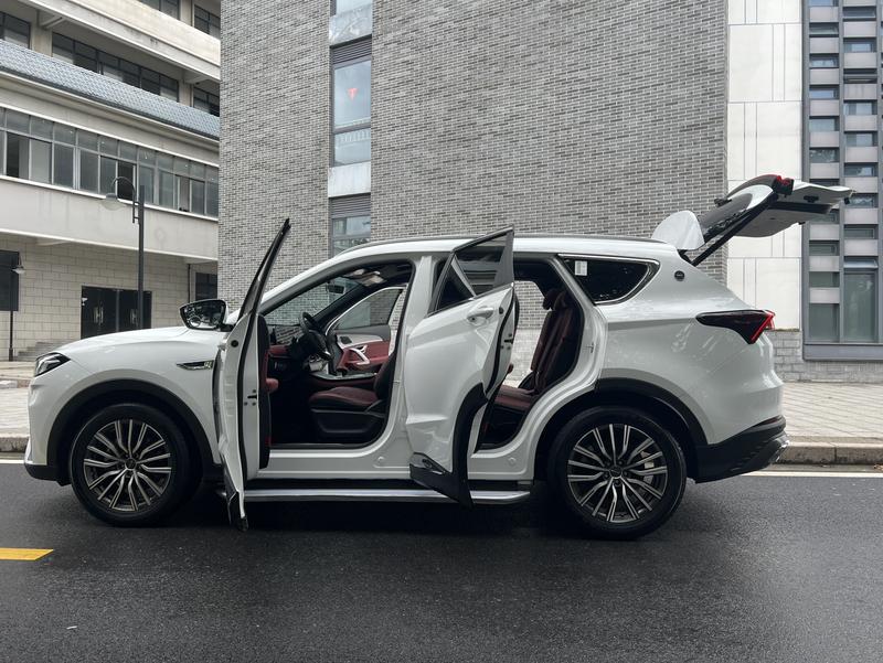 Jetour X70 Plus, 2024 — фото 4 из 12