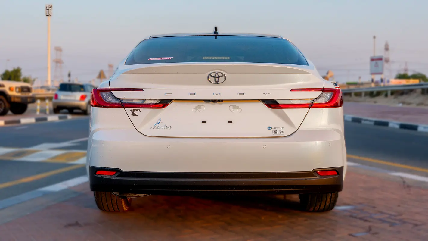 Toyota Camry, 2026 — фото 5 из 10
