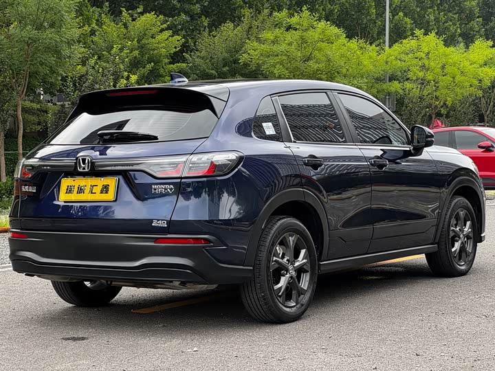Honda HR-V, 2023 — фото 6 из 9