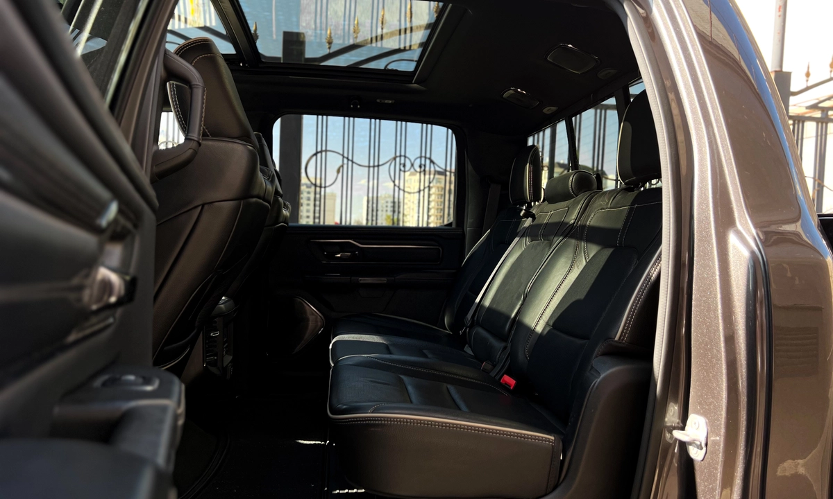 Dodge RAM, 2022 — фото 10 из 12