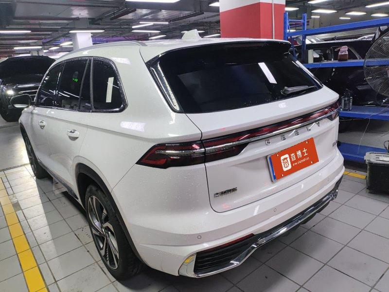 Geely Monjaro, 2023 — фото 3 из 10
