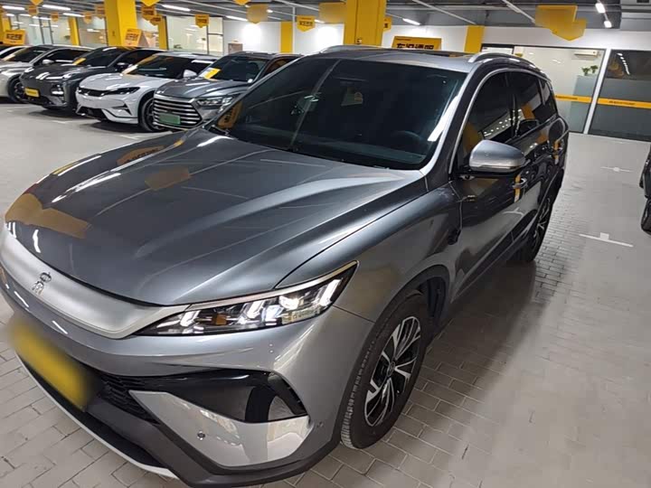 BYD Song Pro Hybrid, 2024 — фото 2 из 9