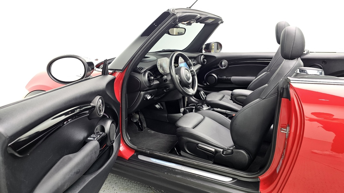 Mini Cooper Convertible, 2023 — фото 9 из 12