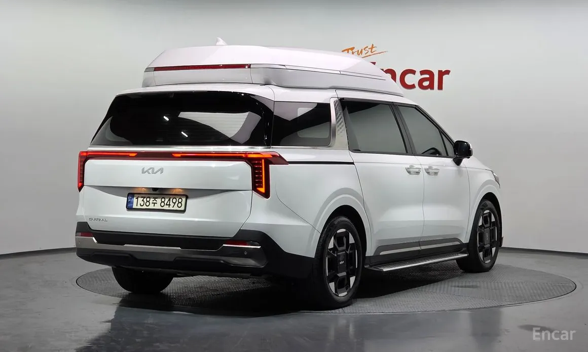 Kia Carnival, 2023 — фото 2 из 12