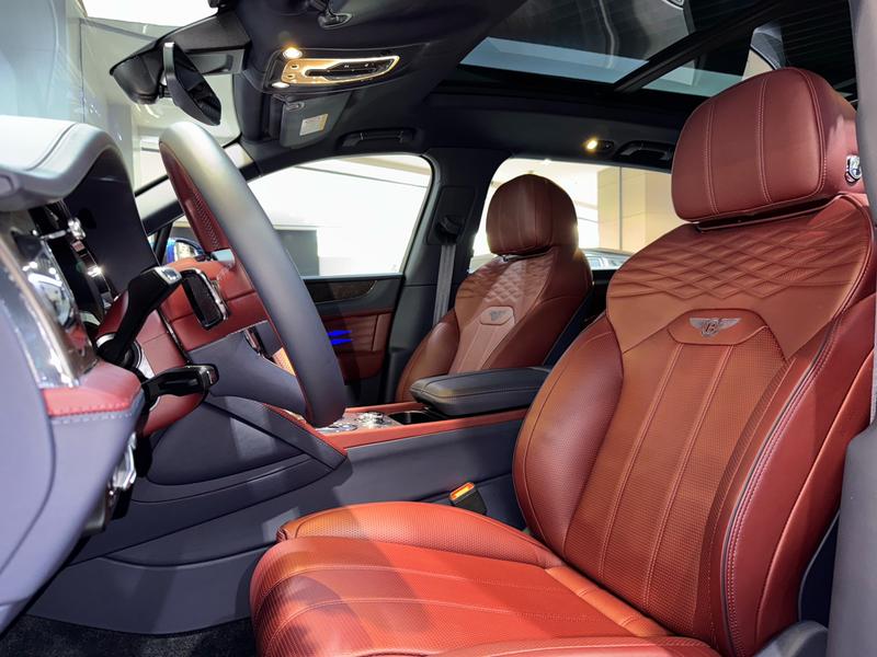 Bentley Bentayga, 2023 — фото 10 из 12