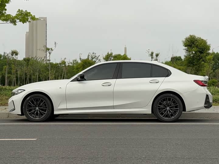 BMW 3 Series, 2024 — фото 3 из 9