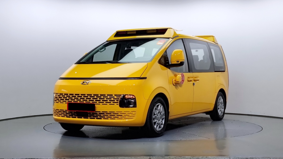 Hyundai Staria, 2022 — купить в Казани под ключ