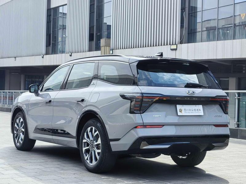 Ford Edge, 2022 — фото 4 из 12