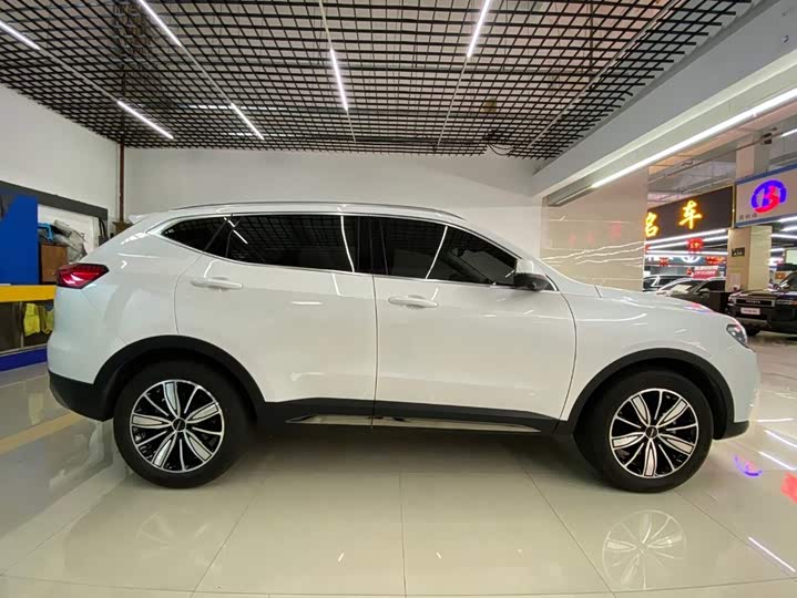 Haval H6, 2023 — фото 4 из 9