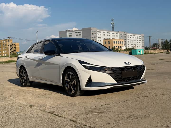 Hyundai Elantra N line, 2023 — фото 3 из 9