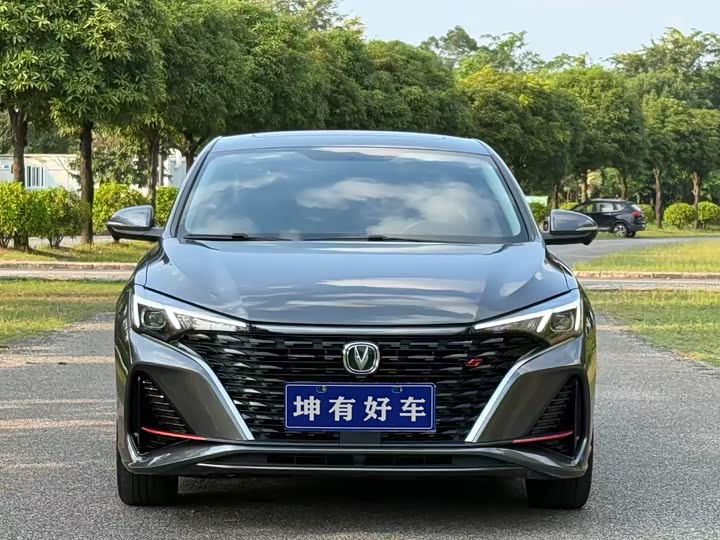 Changan Eado Plus, 2022 — фото 2 из 9