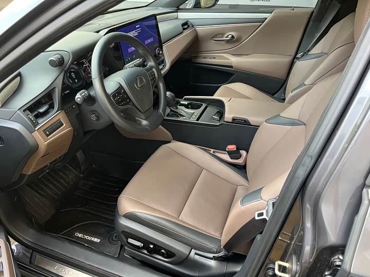 Lexus ES, 2024 — фото 9 из 9