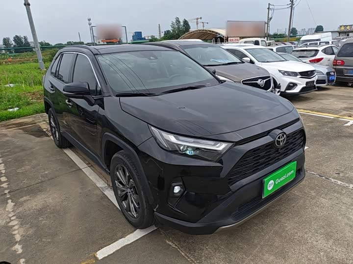 Toyota RAV4, 2023 — фото 4 из 9