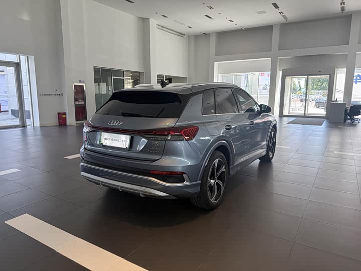 Audi Q4 e-tron, 2024 — фото 5 из 9