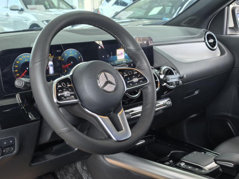 Mercedes-Benz GLA-Class, 2022 — фото 10 из 12