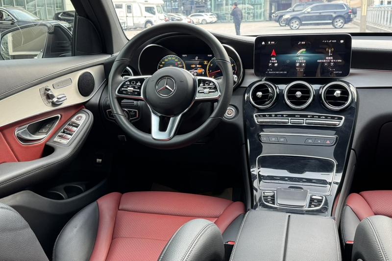 Mercedes-Benz GLC-Class Coupe, 2023 — фото 9 из 12