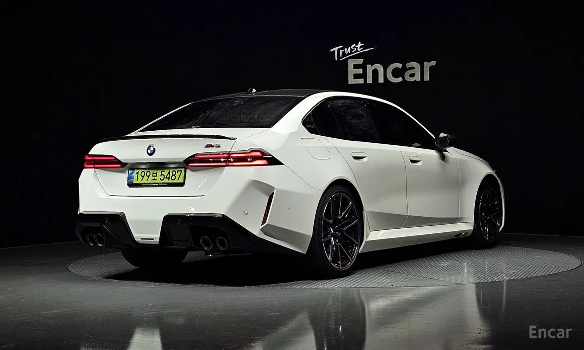 BMW M5, 2025 — фото 2 из 12