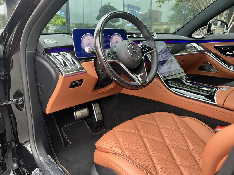 Mercedes-Benz Maybach S-Class, 2026 — фото 4 из 8