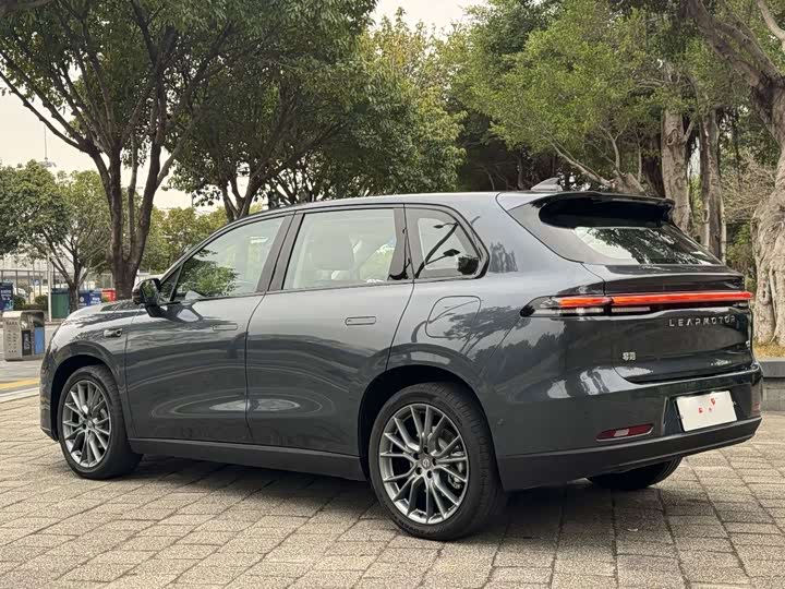 Leapmotor C10, 2024 — фото 7 из 9